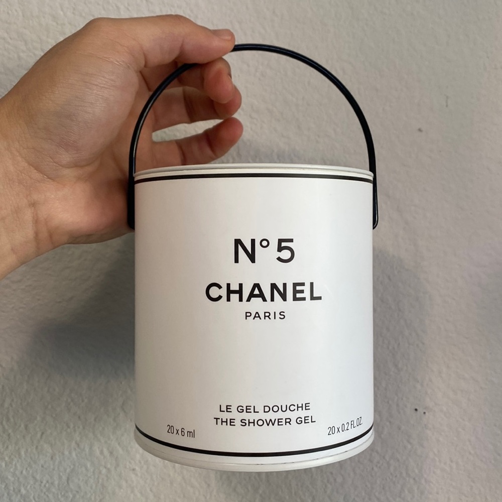 CHANEL Factory 5 Shower Gels